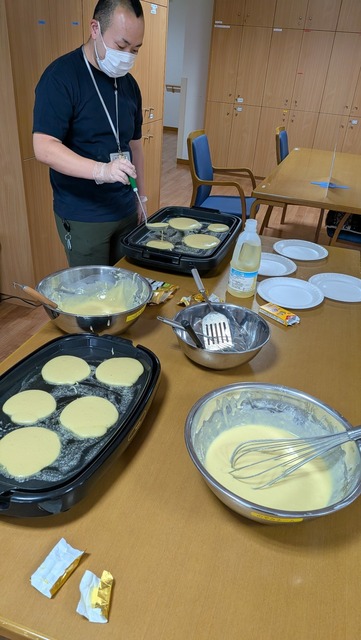 パンケーキ作りとワールドカップ日本代表の応援！